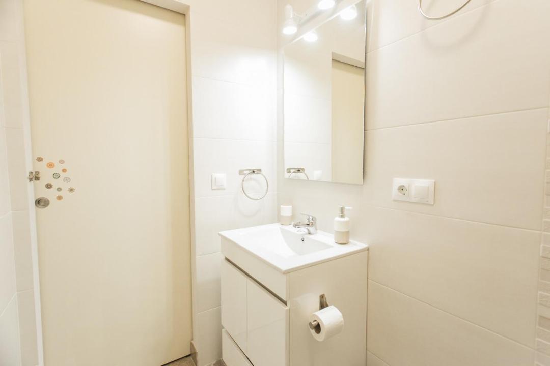 Wide And Diaphanous- 3Bd 2Bth- Alcazar Sevilla Exterior foto
