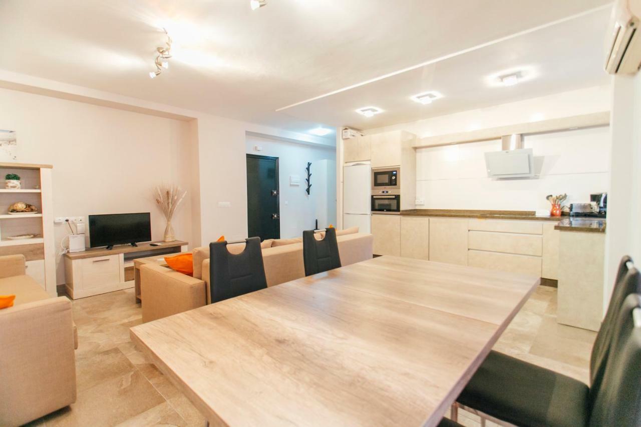 Wide And Diaphanous- 3Bd 2Bth- Alcazar Sevilla Exterior foto